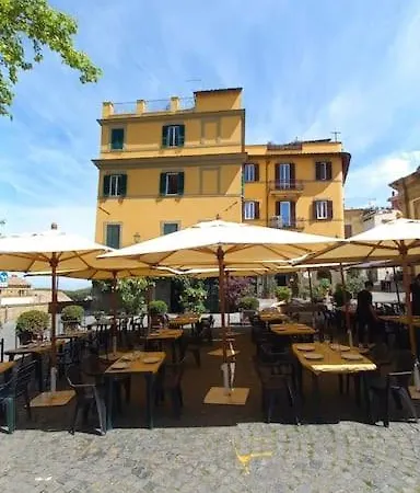 A Casa Di Giuseppe E Tiziana - Centro Storico 30 Min Di Treno Da Roma Frascati