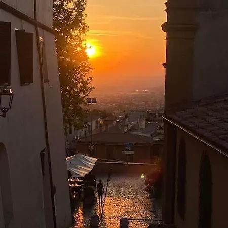 A Casa Di Giuseppe E Tiziana - Centro Storico 30 Min Di Treno Da Roma Frascati