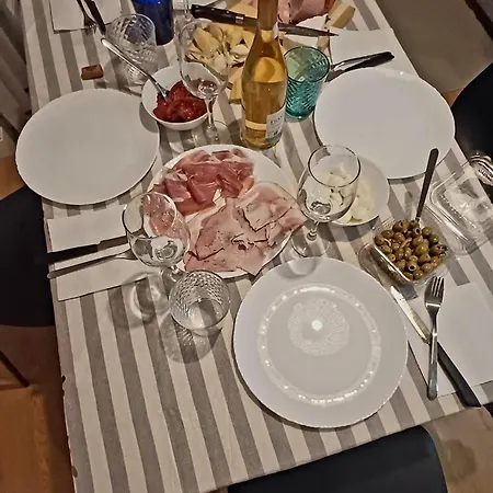 Apartment A Casa Di Giuseppe E Tiziana - Centro Storico 30 Min Di Treno Da Roma *
